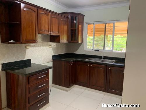 Alquila apartamento  ubicado en ARROYO HONDO ll