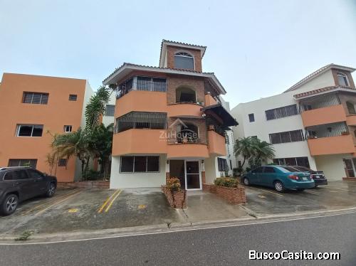 Apartamento en Alquiler en Los Laureles, Santiago AWPA03
