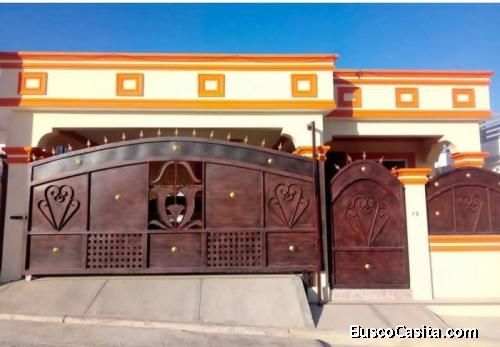 Venta De Casa  En Los Reyes , Santiago 