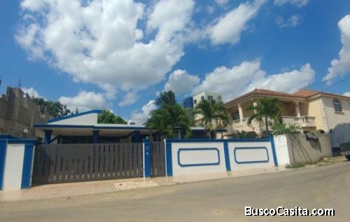 Casa En Venta En La Ciudad De Santiago.