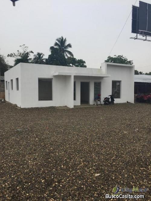 Renta De Local Comercial Ideal Para  Dealers,  Santiago