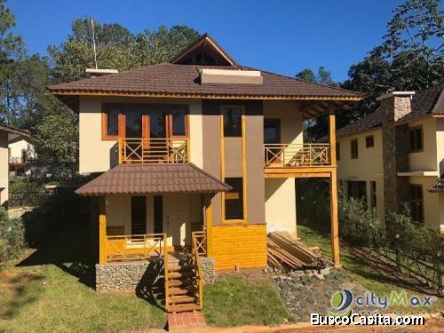 Vendo Villa En Jarabacoa, Rodeada De La Naturaleza.
