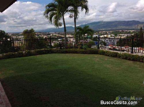 Casa En Venta Con Hermosa Vista A Las Montanas