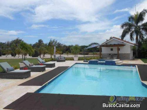 Villa En Venta En Metro Country Club Juan Dolio  