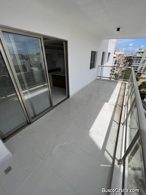 Apartamento En Venta En Urbanización Real Con Piscina