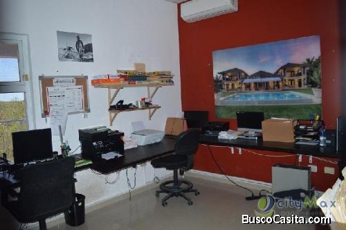 Local Comercial En Venta En Plaza Céntrica En Bávaro 