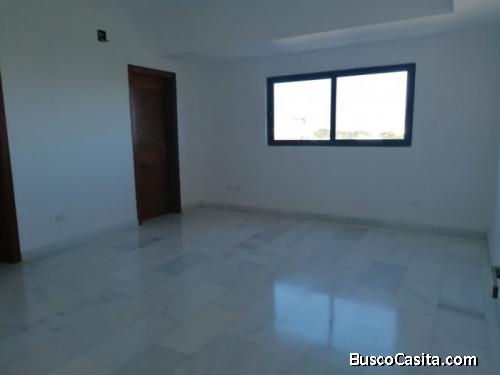 Apartamento En Venta En Torre Exclusiva De La Esperilla