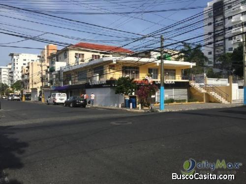 Local En  Alquiler En Evaristo Morales 
