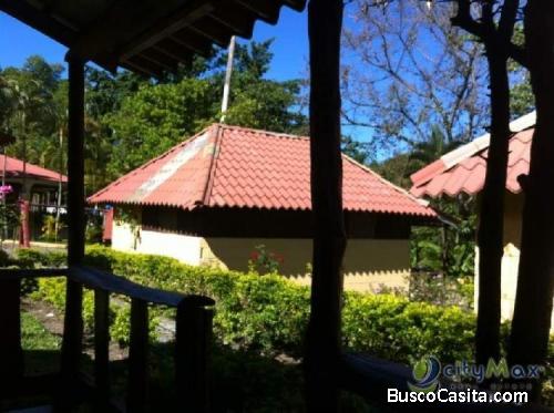 Alquilo Cabañas De Montañas En Jarabacoa Con Piscina