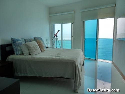  Apartamento En Venta  En El Malecón Con Vista Al Mar 