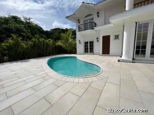 Villa Amueblada En Alquiler En Guavaberry Con Piscina