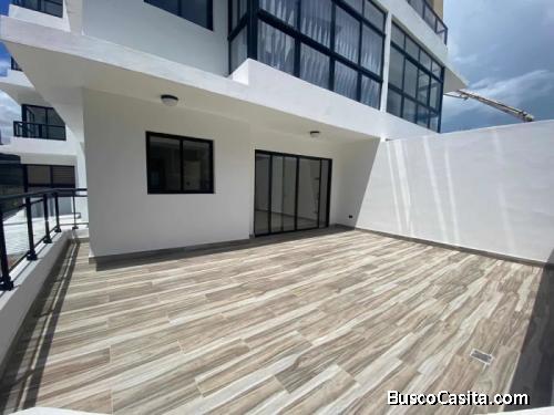 Apartamento En Venta En Torre Moderna En Renacimiento 