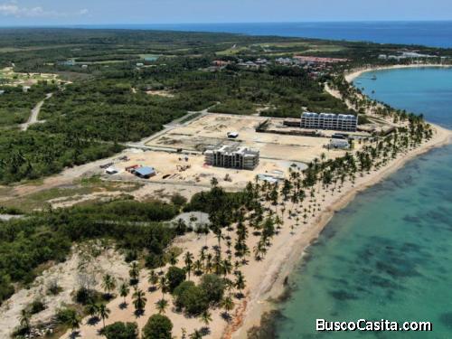Solar En Venta En La Romana, Segunda Linea De Playa 