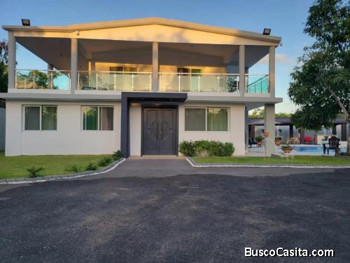 En Venta Villa Amueblada En Juan Dolio