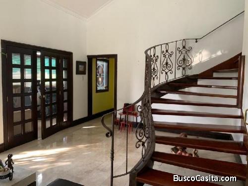  Penthouse En Venta  En Piantini 3 Hab.  400mts      