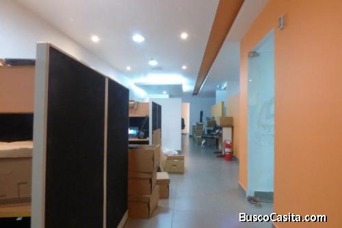 Alquiler Local Oficina, Torre En Evaristo Morales