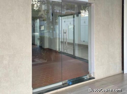 Local Comercial En Alquiler Plaza Moderna En Naco Rd