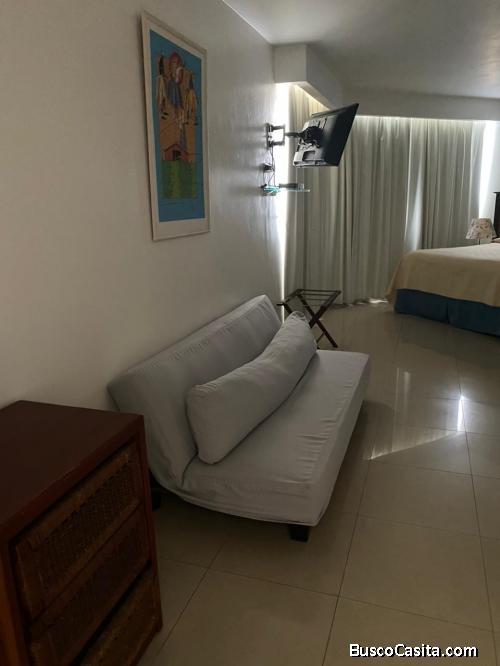 El Aparta-Hotel Av. José Contreras ; Idi: 136096