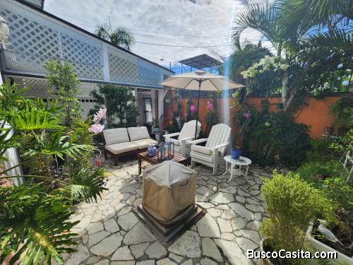 Casa En Venta Uso Vivienda O Comercial En El Millón; Idi: 132762