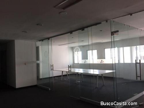Locales Para Oficinas En Torre Empresarial En La Julia; Idi: 86634