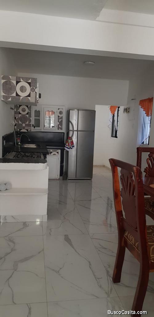 Apartamento amueblado cerca de la playa