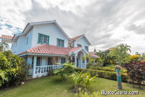 VENTA DE CASAS 3 Dormitorios EN PUNTA CANA CERCA DE LA PLAYA  52