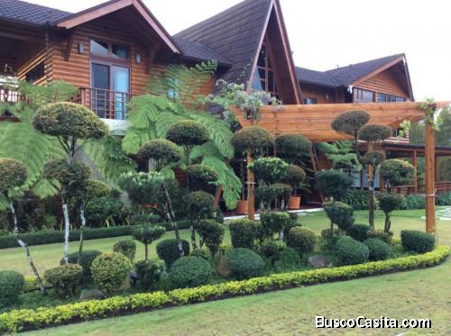 VILLA DE LUJO DE VENTA EN JARABACOA