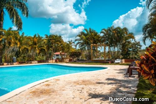 Villa Amueblada En Venta En Pedro Brand Con Piscina; Idi: 127806