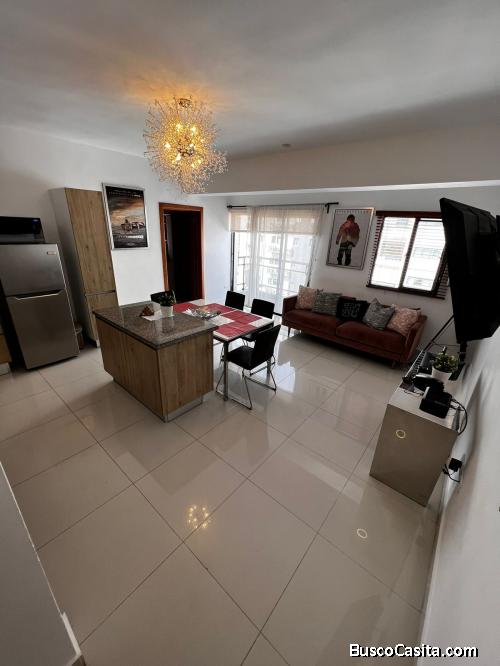 En Alquiler Apartamento amueblado en Evaristo Morales