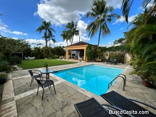 Casa amueblada en alquiler en Arroyo Hondo