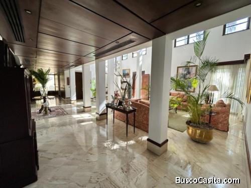 Casa amueblada en alquiler en Arroyo Hondo