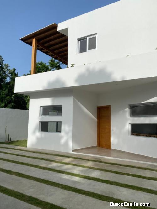 Villa En Venta En La Terrenas Playa Bonita ; Idi: 137756
