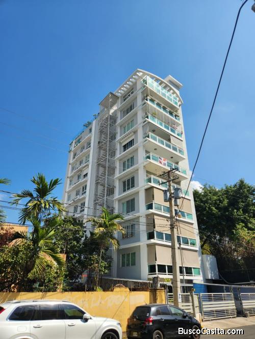 Penthouse En Venta En En Naco De 325 Mts Con Ascensor ; Idi: 137222