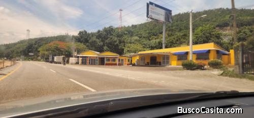 En Venta Punto Comercial Parador Turístico En La Vega; Idi: 137762