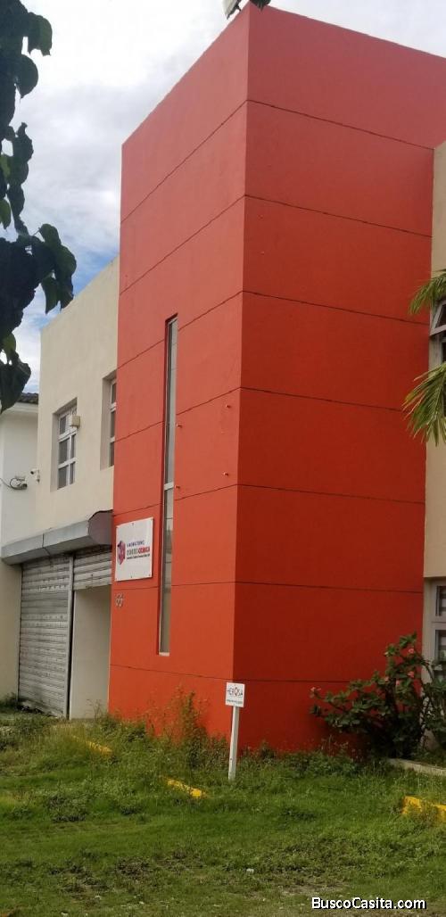 Alquilo Excelente Local Comercial En Los Prados ; Idi: 113130