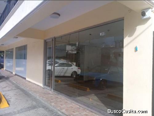 Local con frente comercial en Alquiler en el Julieta