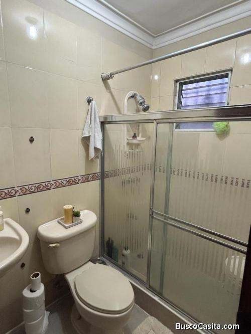 Vendo apartamento completamente amueblado