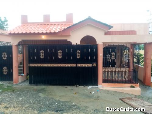 Económica y cómoda casa en venta’ ubicada en Santo Domingo Este 