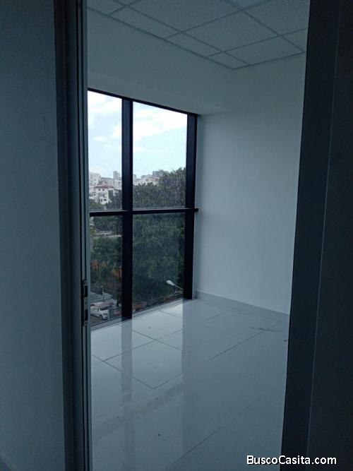 Oficina de 29 mts en Alquiler en Los Prados