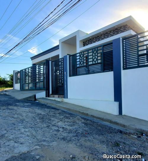 Venta De Casa Proximo A Zona Franca De Rafey , Santiago; Idi: 139221