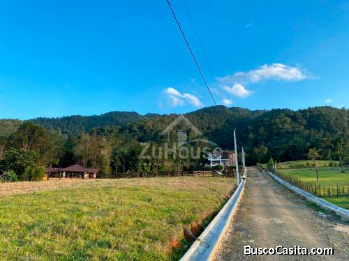 Solar con vista panorámica en Jarabacoa WPS18