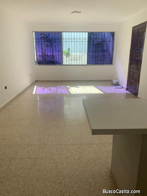 Apartamento Clásico  En Alquiler En Naco De 2 Hab.; Idi: 139471