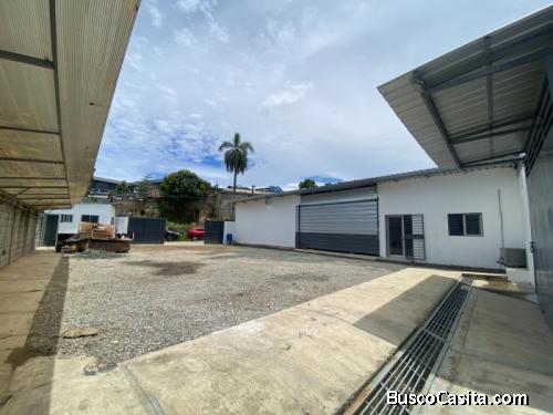 Nave Industrial En Alquiler,  Autopista Duarte, Km 14.; Idi: 139390