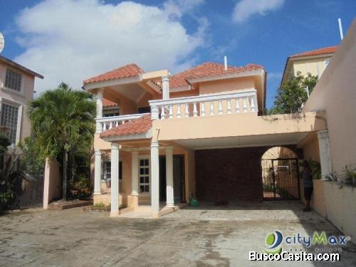 Casa En Venta En Arroyo Hondo Ll; Idi: 86505