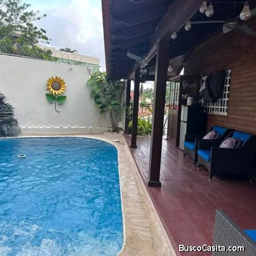 Venta Casa De 2 Niveles Y 538 Mts2 En Arroyo Hondo Iii; Idi: 139743