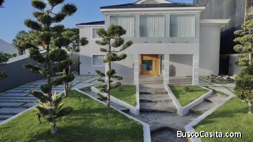 VENTA DE CASA, CERRO ALTO 