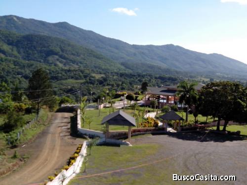 Solar Y Villa En Venta En Colinas De Minas ; Idi: 140457