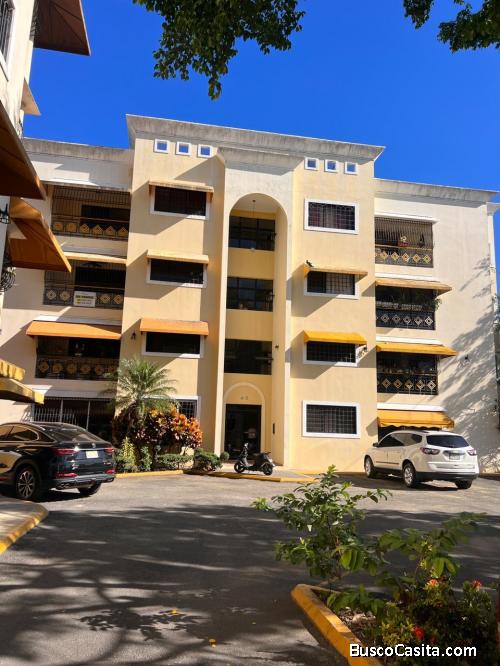 APARTAMENTO AMPLIO DEVENTA EN LA VEGA