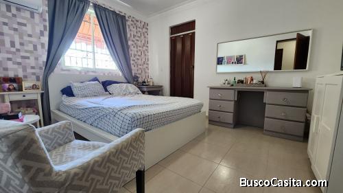 Impresionante y Céntrico Apartamento en Alquiler en Bella