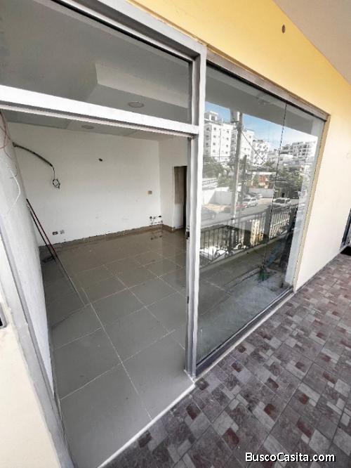 Local en Alquiler en Julieta con Frente Comercial